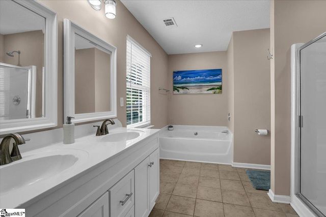 116 Red Holly Ridge Court, Greer, SC 29651