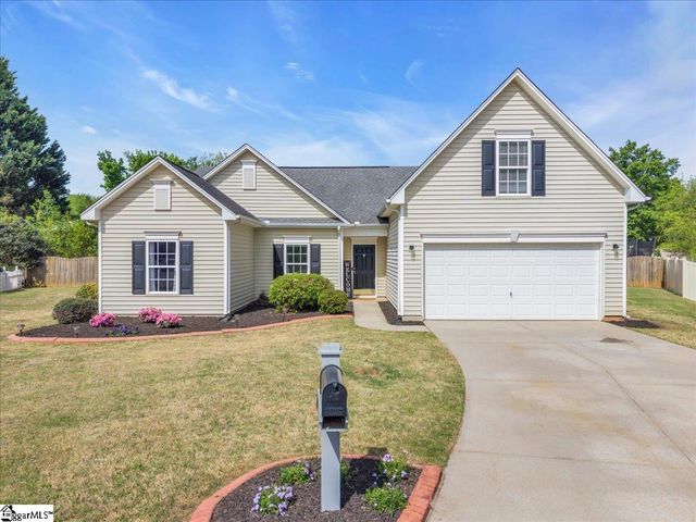 116 Red Holly Ridge Court, Greer, SC 29651