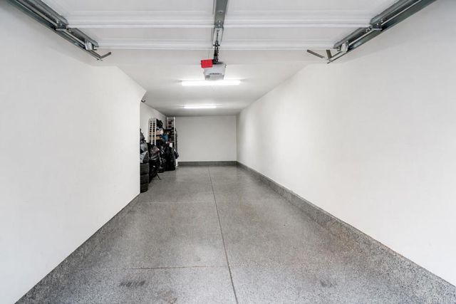 4096 Union Square Lane, East San Diego, CA 92105