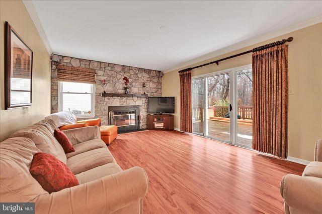 213 BEATRICE LN, Aston, PA 19014