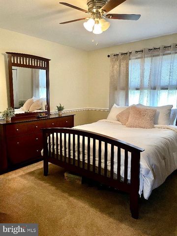 213 BEATRICE LN, Aston, PA 19014