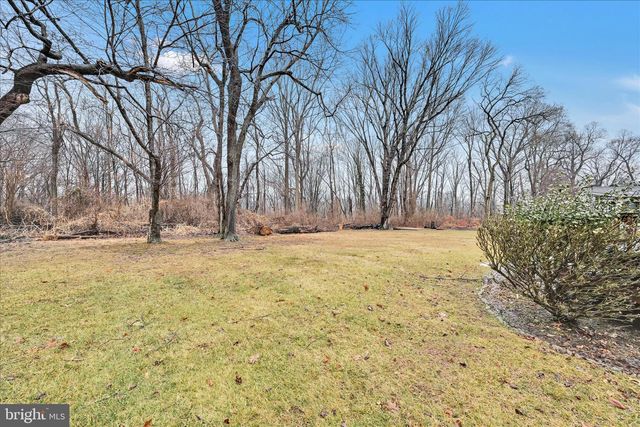 213 BEATRICE LN, Aston, PA 19014