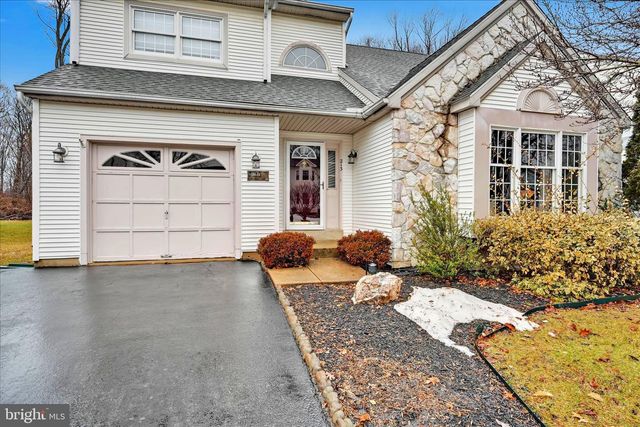 213 BEATRICE LN, Aston, PA 19014