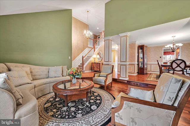 213 BEATRICE LN, Aston, PA 19014