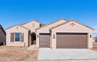 61701 E Travertine Street, Oracle, AZ 85623
