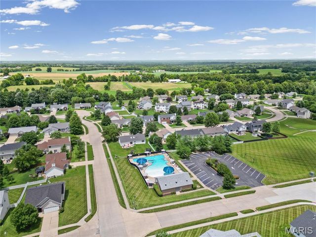 226 Stone Run Boulevard, Wentzville, MO 63385