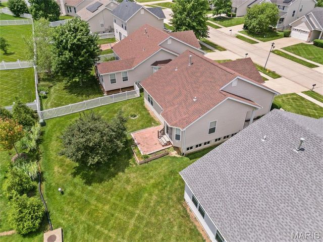 226 Stone Run Boulevard, Wentzville, MO 63385