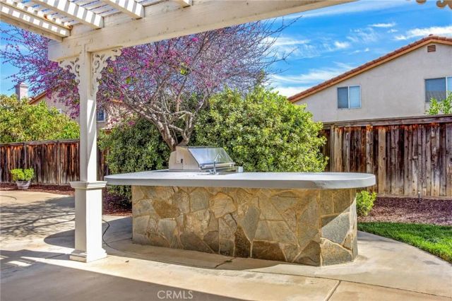 23401 Rouge River, Murrieta, CA 92562