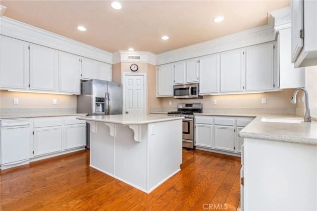 23401 Rouge River, Murrieta, CA 92562