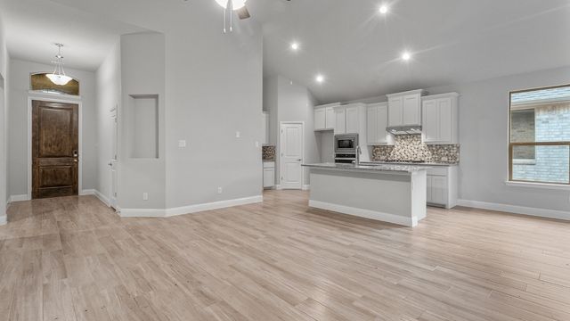 11229 TREEHOUSE Trail, Justin, TX 76247