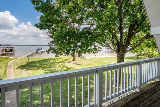 238 Matador Ranch Road, Trinidad, TX 75163