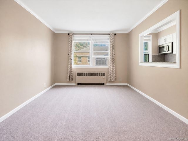 15 Bryant Crescent 2F, White Plains, NY 10605