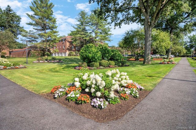 15 Bryant Crescent 2F, White Plains, NY 10605