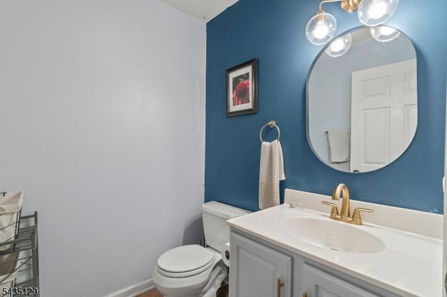 1 Wimbledon Dr 3 3, Vernon Twp., NJ 07462