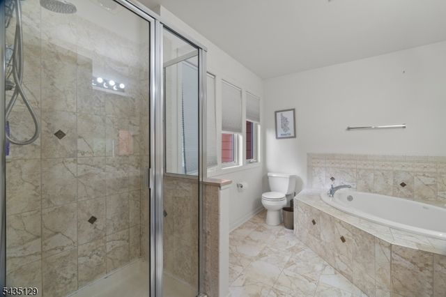 1 Wimbledon Dr 3 3, Vernon Twp., NJ 07462