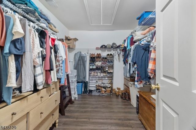 1 Wimbledon Dr 3 3, Vernon Twp., NJ 07462