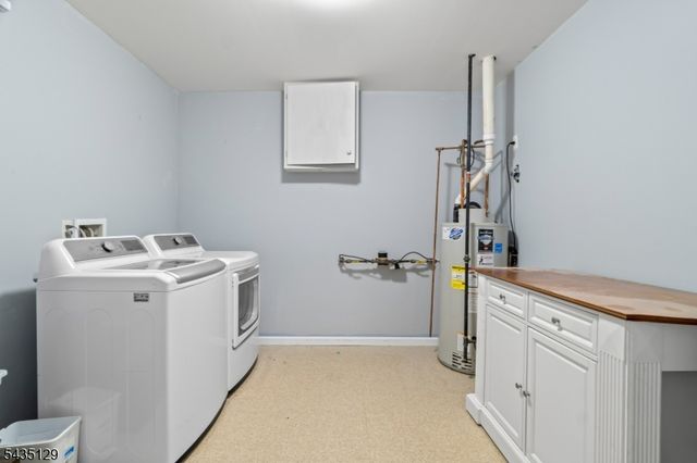 1 Wimbledon Dr 3 3, Vernon Twp., NJ 07462