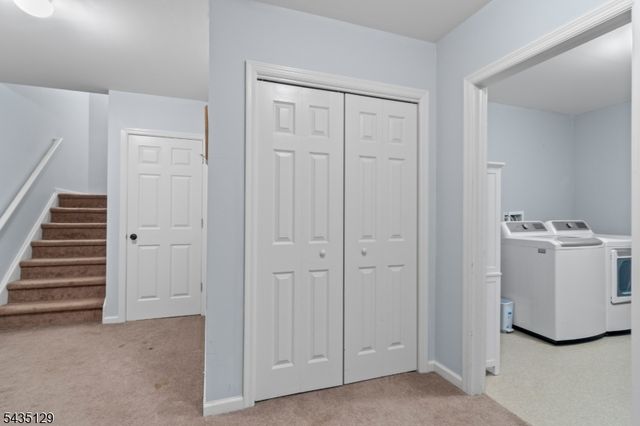 1 Wimbledon Dr 3 3, Vernon Twp., NJ 07462