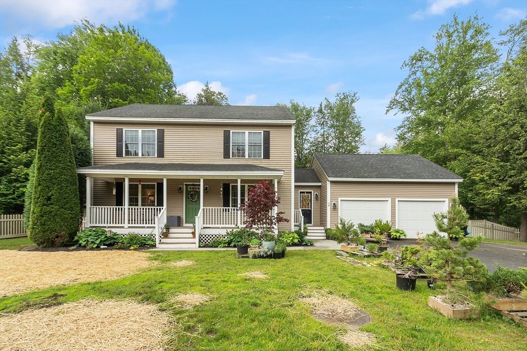 38 Phyllis Lane, Greenfield, MA 01301
