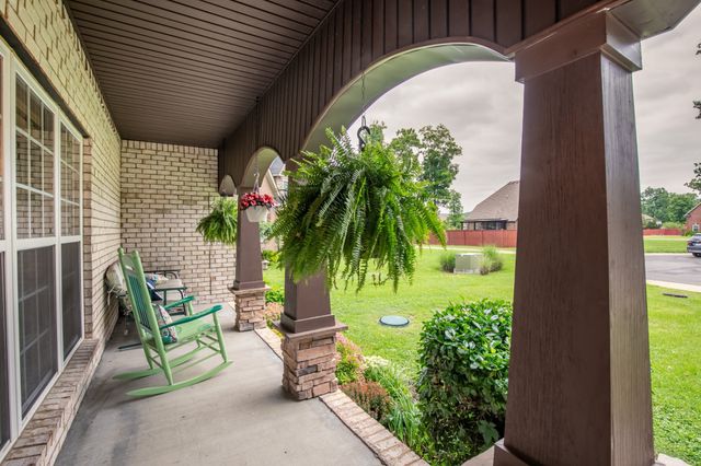 109 Red Top Ct, Murfreesboro, TN 37128