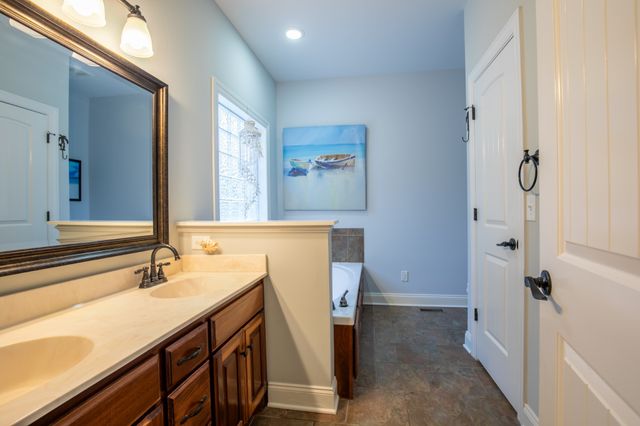 109 Red Top Ct, Murfreesboro, TN 37128