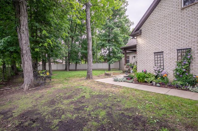 109 Red Top Ct, Murfreesboro, TN 37128