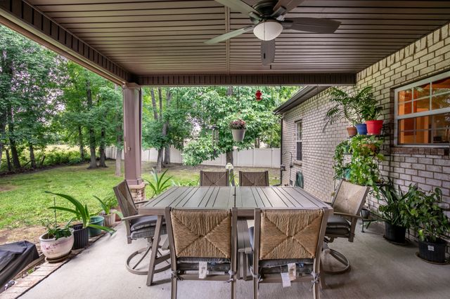 109 Red Top Ct, Murfreesboro, TN 37128