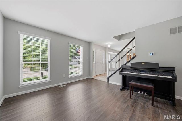 914 Oakmoor Drive, Fenton, MO 63026