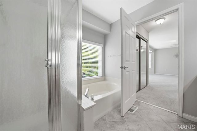 914 Oakmoor Drive, Fenton, MO 63026