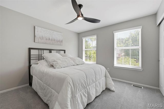 914 Oakmoor Drive, Fenton, MO 63026