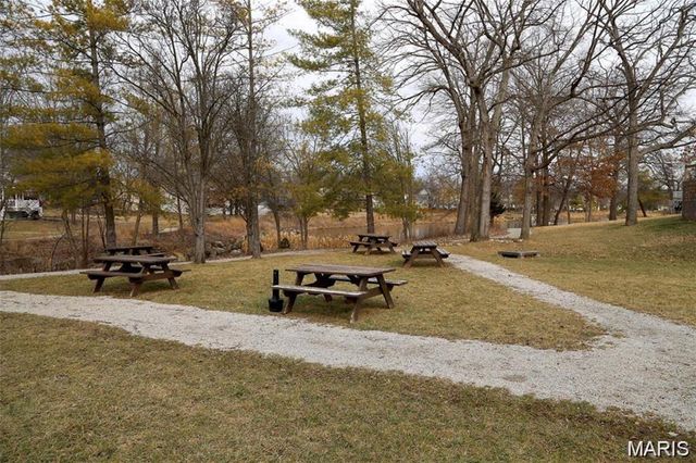 914 Oakmoor Drive, Fenton, MO 63026