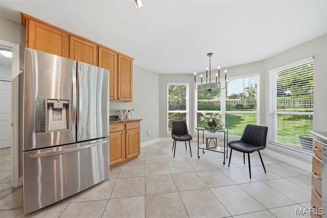 914 Oakmoor Drive, Fenton, MO 63026