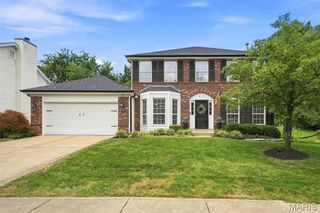 914 Oakmoor Drive, Fenton, MO 63026