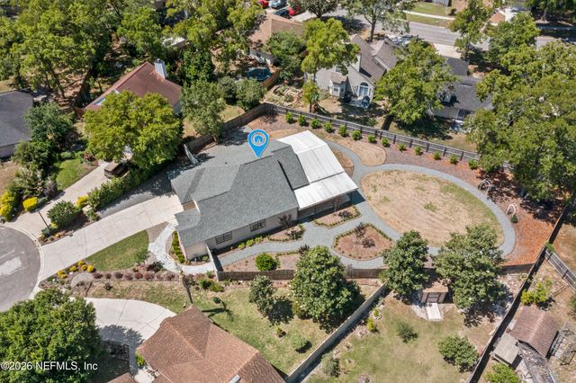 8000 LOCH LOMOND Lane, Jacksonville, FL 32244