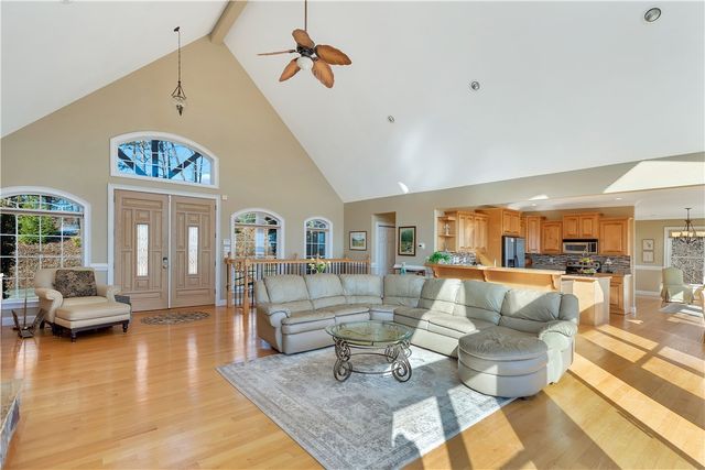 272 Jocassee Ridge Way, Salem, SC 29676