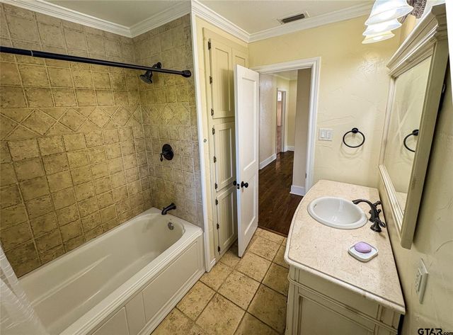 367 Pecan Street, Van, TX 75790