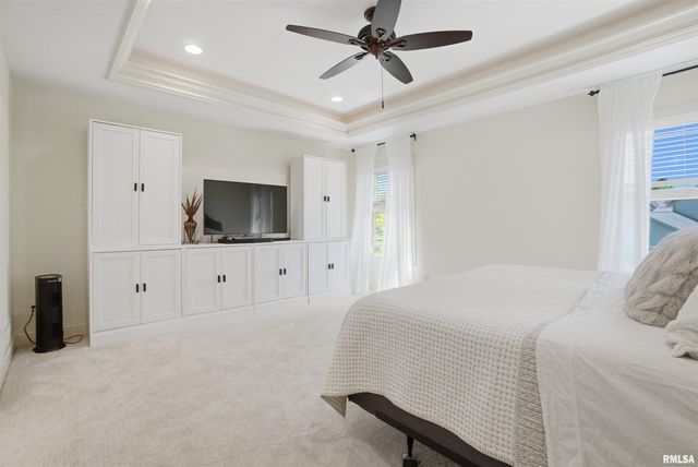3804 W Grovemill Court, Dunlap, IL 61525