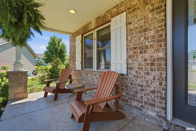 3804 W Grovemill Court, Dunlap, IL 61525
