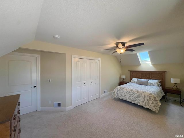 3804 W Grovemill Court, Dunlap, IL 61525