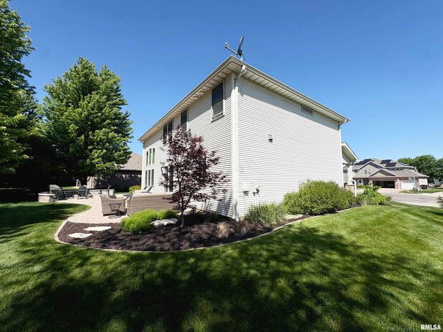 3804 W Grovemill Court, Dunlap, IL 61525