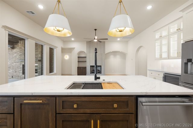 4127 S Cincinnati Avenue, Tulsa, OK 74105