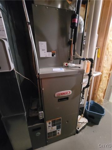 3063 Amberlea Lane, Lysander, NY 13027