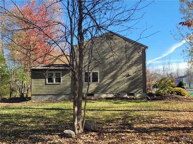 3063 Amberlea Lane, Lysander, NY 13027