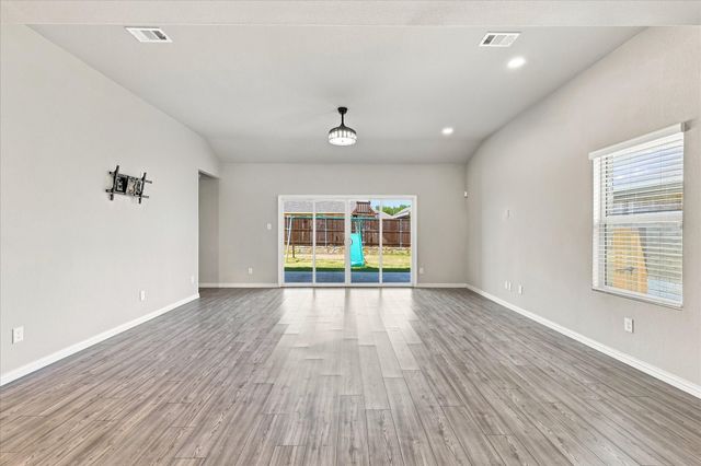 3316 Kingsdown Drive, Denton, TX 76207