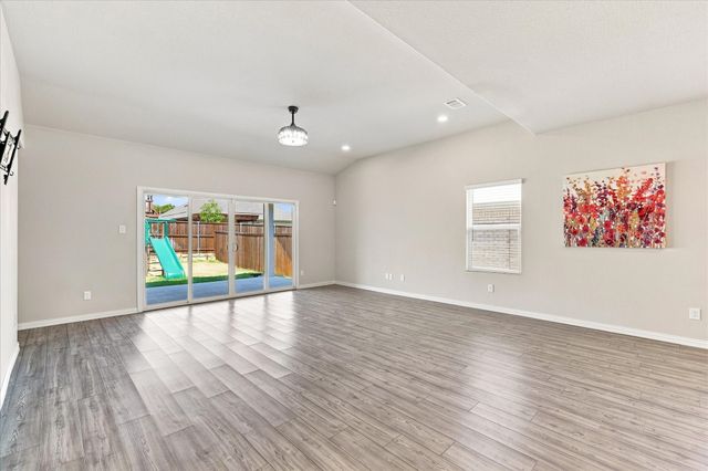 3316 Kingsdown Drive, Denton, TX 76207