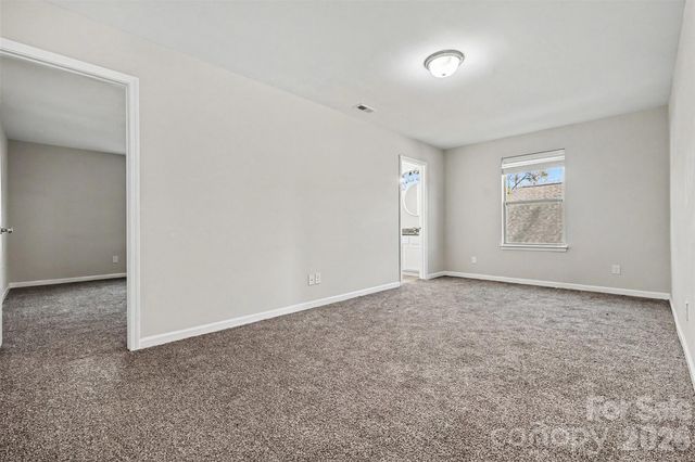 12820 Clydesdale Drive, Midland, NC 28107