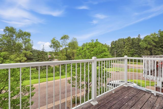 2300 Lower Afton Road E 316, Maplewood, MN 55119
