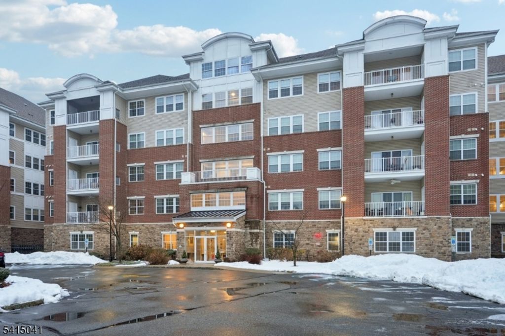 5203 Warrens Way, Wanaque Boro, NJ 07465 — photo 2