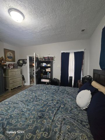 220 E OFFICE Street, Harrodsburg, KY 40330