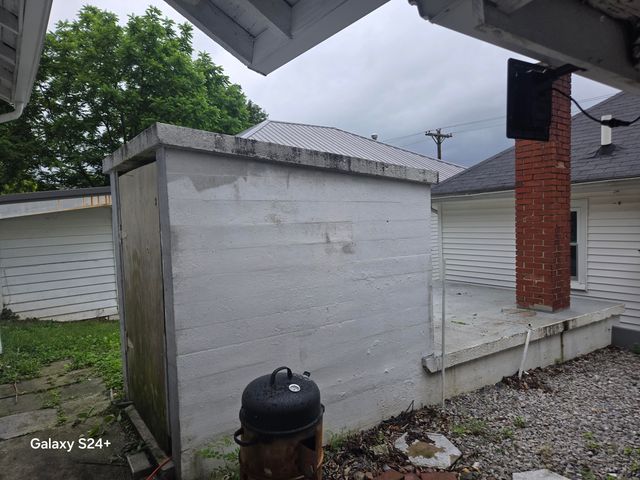 220 E OFFICE Street, Harrodsburg, KY 40330